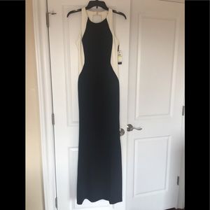 Laundry Open Back gown BNWT 4